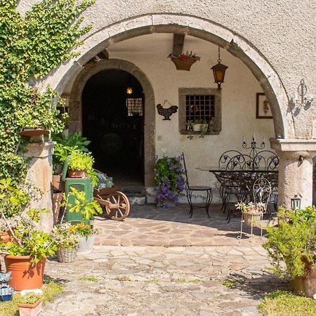 A Casa Di Gianni E Mari Bed and Breakfast Vestone Buitenkant foto